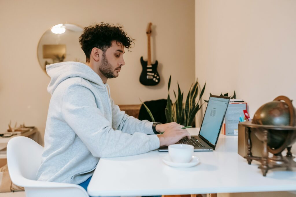 What are the best freelance platforms for students in NYC?